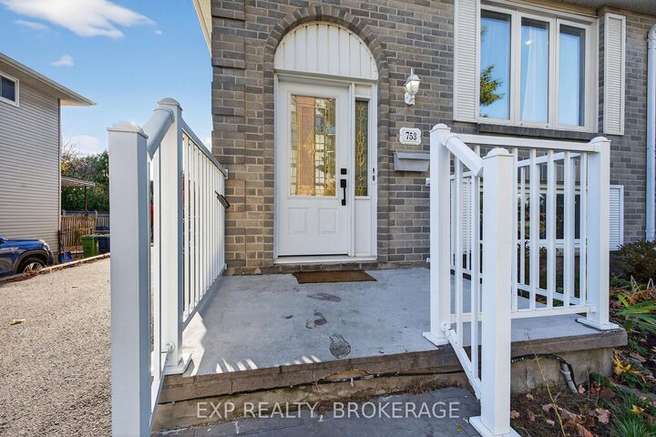 Property Photo: 753 Ridley Drive ON K7P 2A6