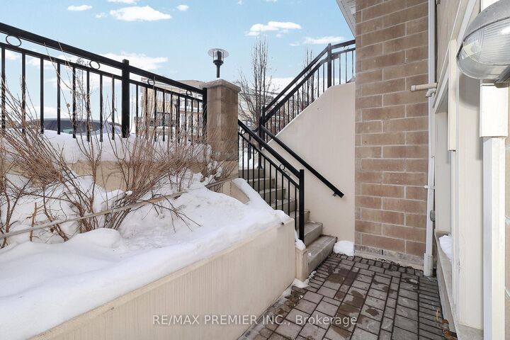 Property Photo: 26 Bruce Street C14 ON L4L 0H4