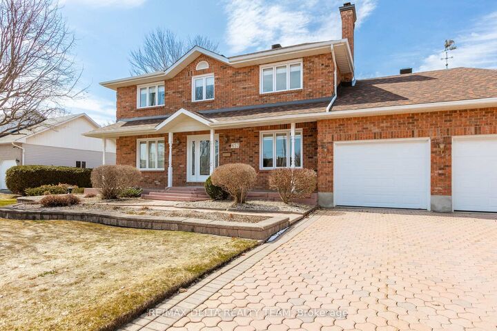 Property Photo: 657 Ste Anne Street ON K0A 1M0