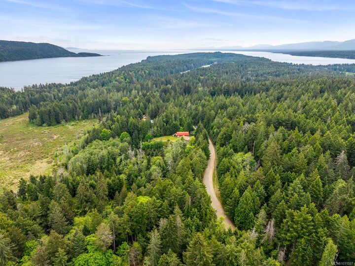 Property Photo: 8900 Keith Wagner Way BC V0R 1T0