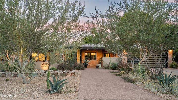 Property Photo:  515 W Orangewood Avenue  AZ 85021 