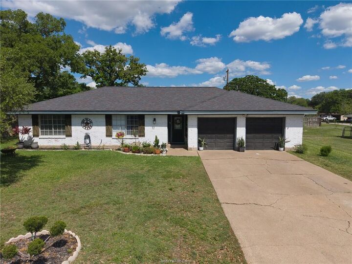 Property Photo:  3613 Oak Ridge  TX 77802 