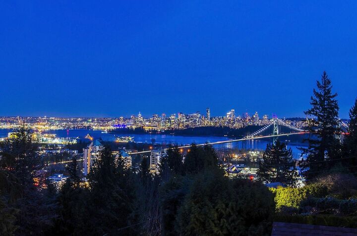 Property Photo: 817 Younette Drive BC V7T 1T1
