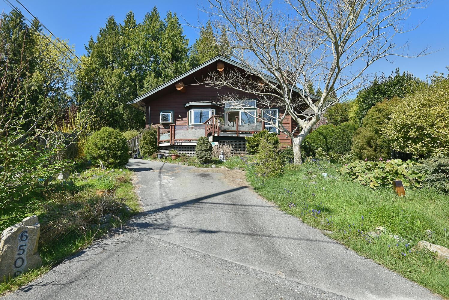 Property Photo: 6508 Lynnwood Court BC V7Z 0S9