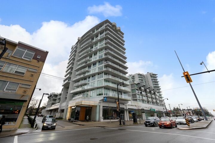 2220 Kingsway 1210 — photo 1