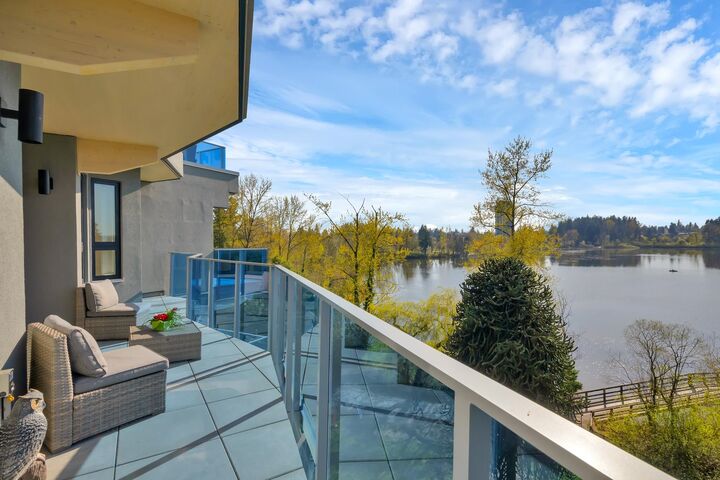 Property Photo: 33160 Plaxton Crescent 505 BC V2S 0N6