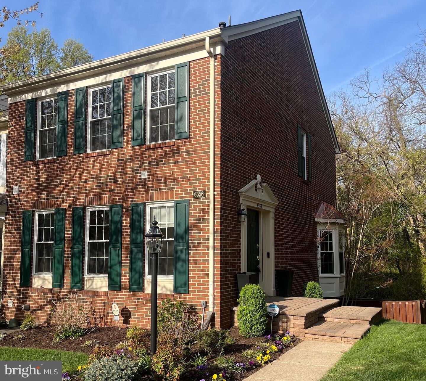 Property Photo:  6556 Kelsey Point Circle  VA 22315 