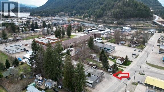 Property Photo: 231 Finlayson Street BC V0E 2V1