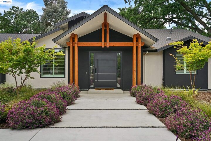 Property Photo:  2081 Herron Avenue  CA 94596 