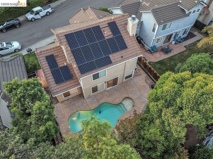 Property Photo: 150 Trenton Cir CA 94566