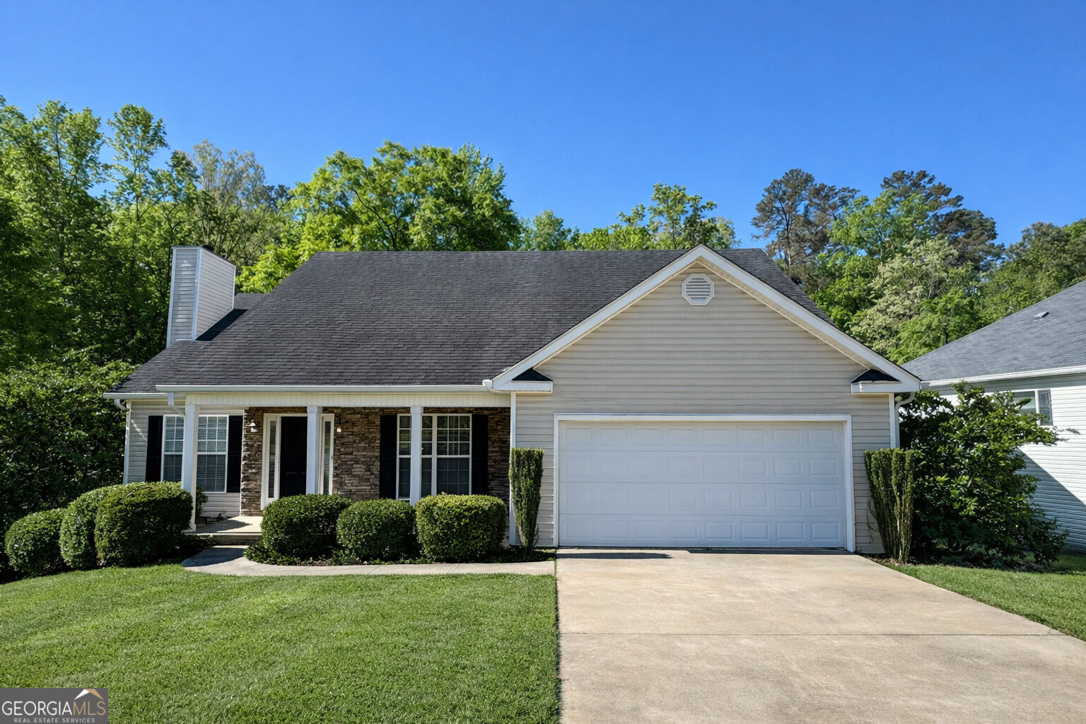 Property Photo:  510 Sugarloaf Drive  GA 31204 