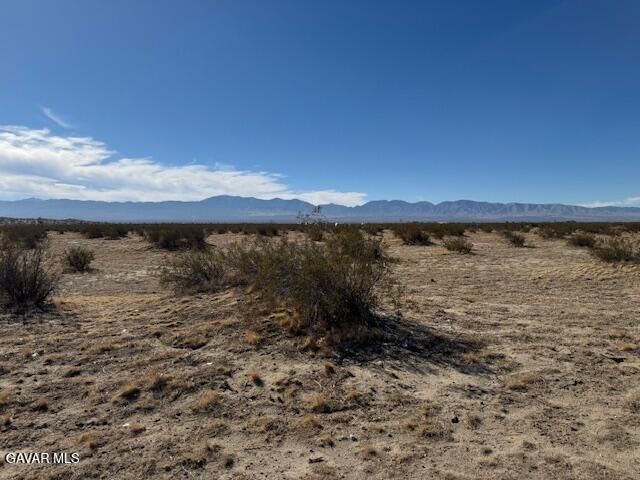 Property Photo:  21500 E Avenue P4  CA 93553 