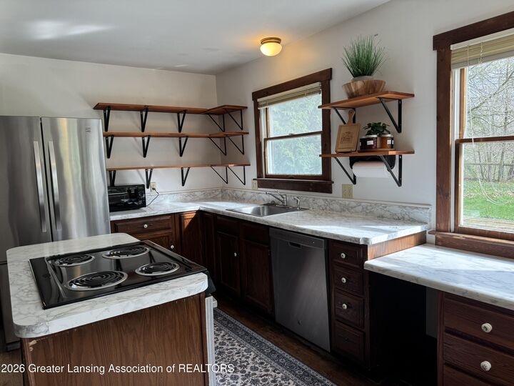 Property Photo:  2075 Hamilton Road  MI 48864 
