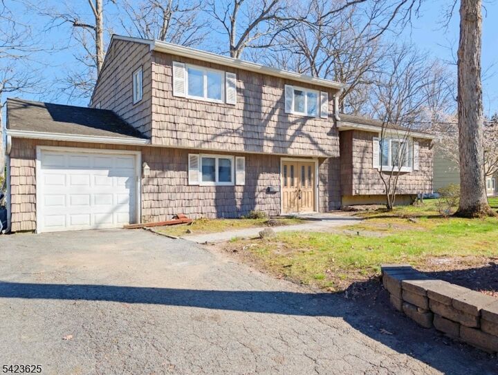 Property Photo:  14 Bunyan Dr  NJ 07039 