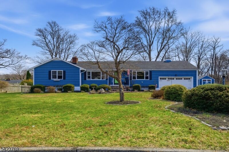 Property Photo: 4 Glencove Rd NJ 07950