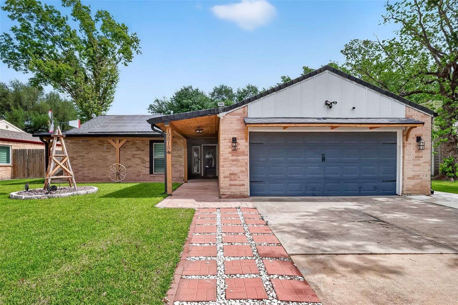 Property Photo:  19818 Packwood Drive  TX 77449 