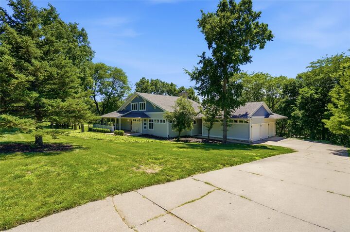 Property Photo:  36599 River Oaks Circle  IA 50061 