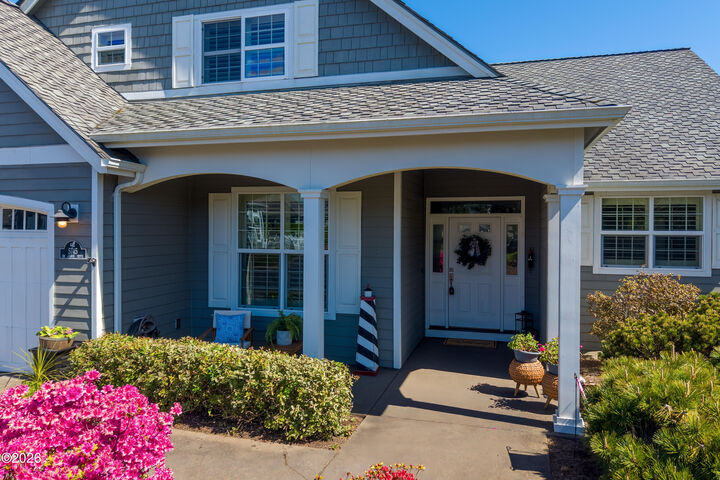 Property Photo: 5745 SW Arbor Drive OR 97366