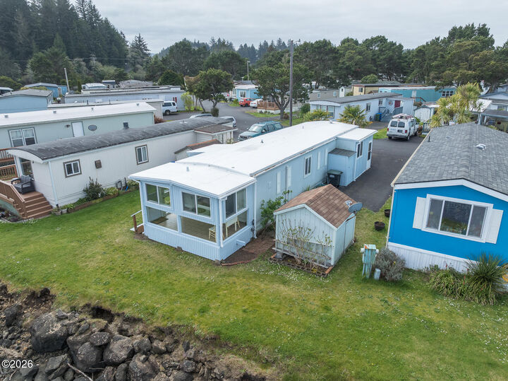 Property Photo: 955 NE Mill St E9 OR 97394