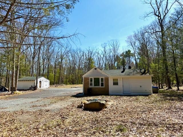 Property Photo:  42 Devlin Road  NY 12743 