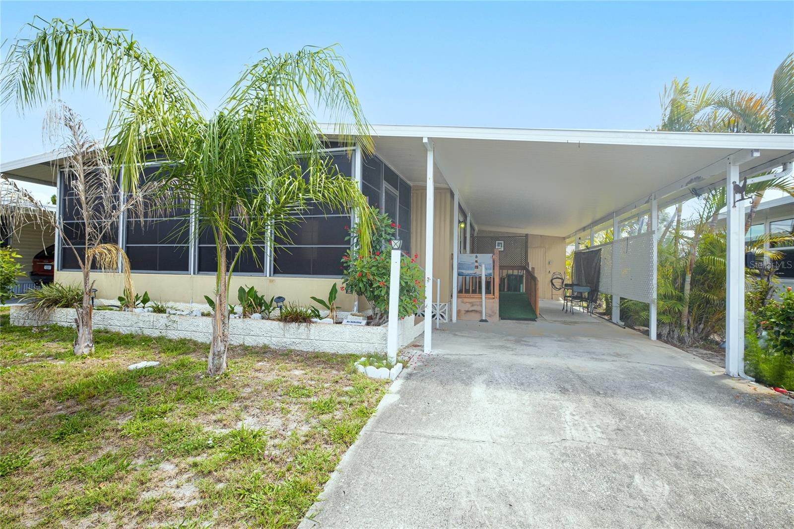 Property Photo:  24437 Harbor View Road 13  FL 33980 