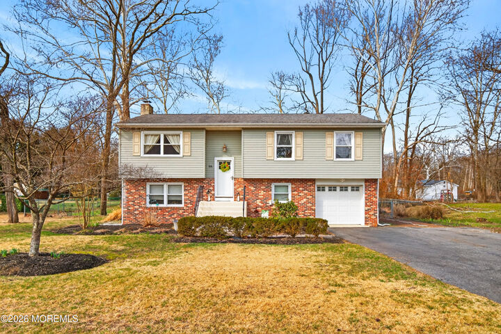 Property Photo:  88 Evergreen Road  NJ 08533 