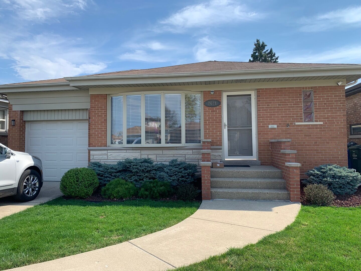 Property Photo: 7621 W Norridge Street IL 60706
