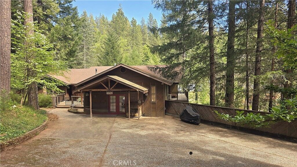 Property Photo: 14880 Hickok Court CA 95954