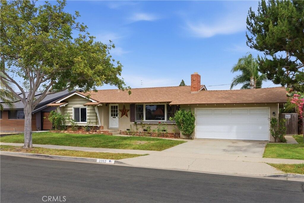 Property Photo:  2352 Fordham  CA 92626 