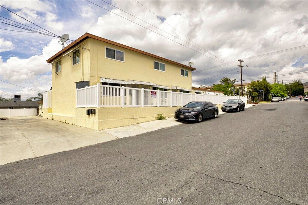 Property Photo:  9917 Marcus Avenue 9917  CA 91042 