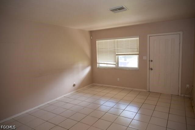 Property Photo:  820 Tarpon Street  FL 33916 