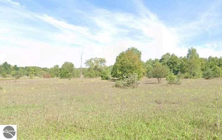 Property Photo:  15040 North Street  MI 49683 