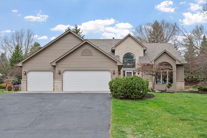 Property Photo:  16710 Innsbrook Drive  MN 55044 