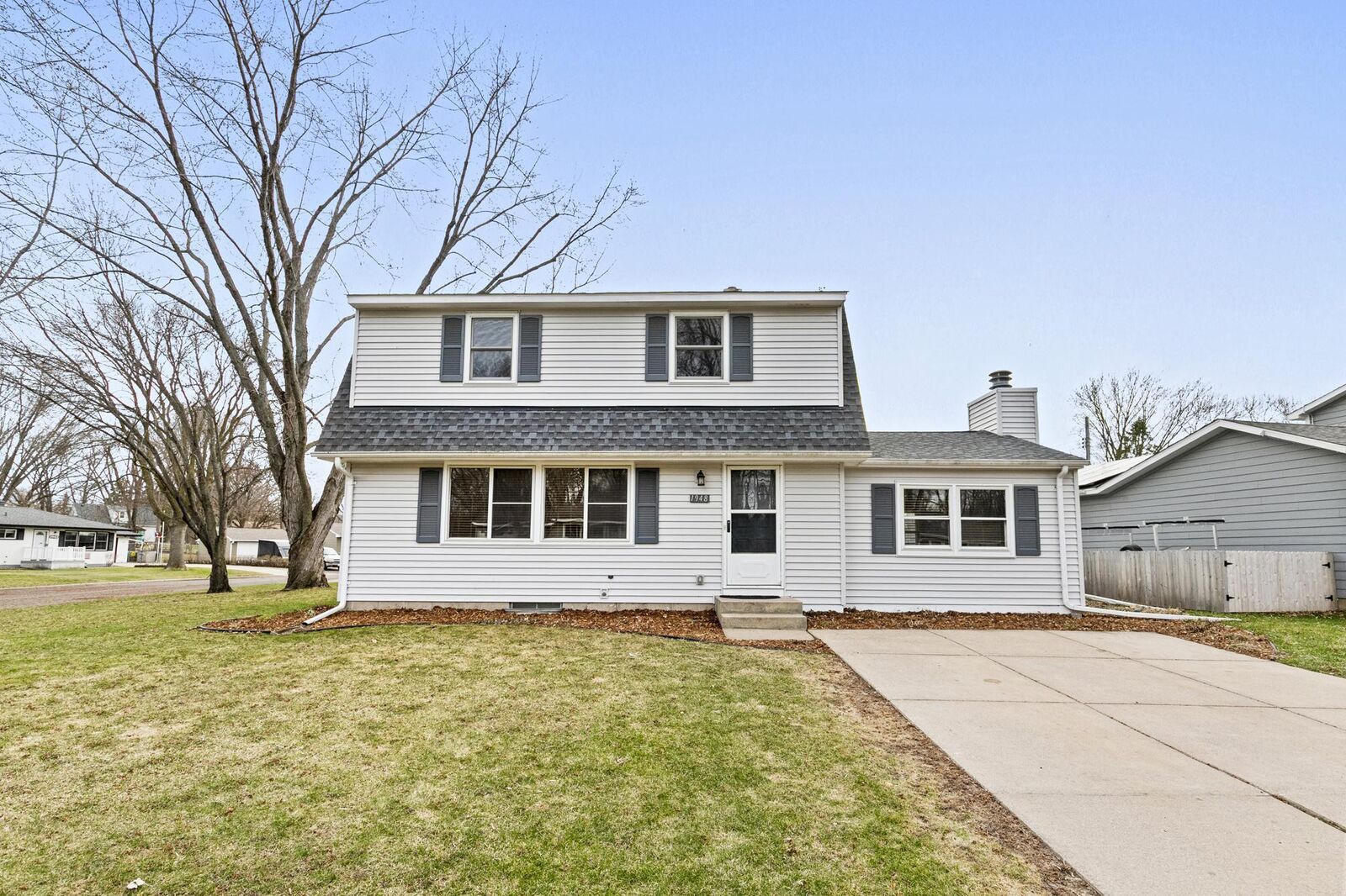 Property Photo:  1948 Lakeaires Boulevard  MN 55110 