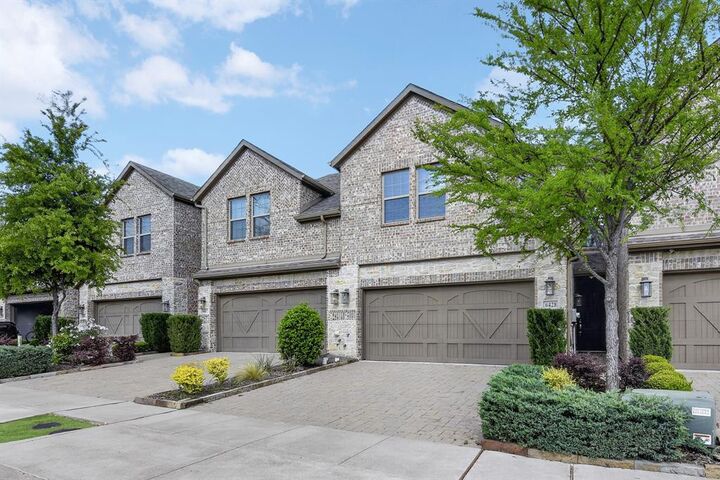 Property Photo:  6428 Hermosa Drive  TX 75024 