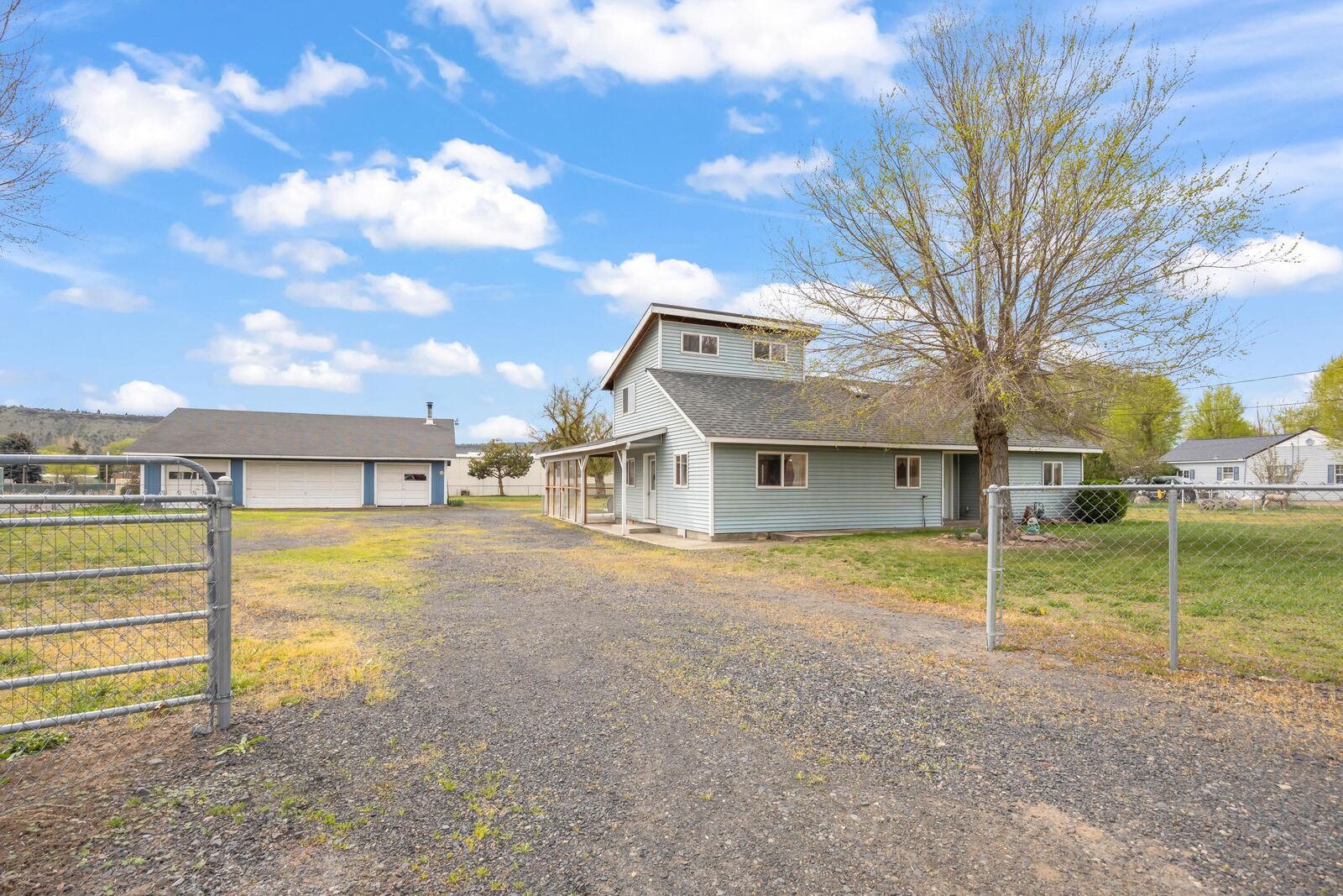 Property Photo:  2010 NE Laughlin Road  OR 97754 