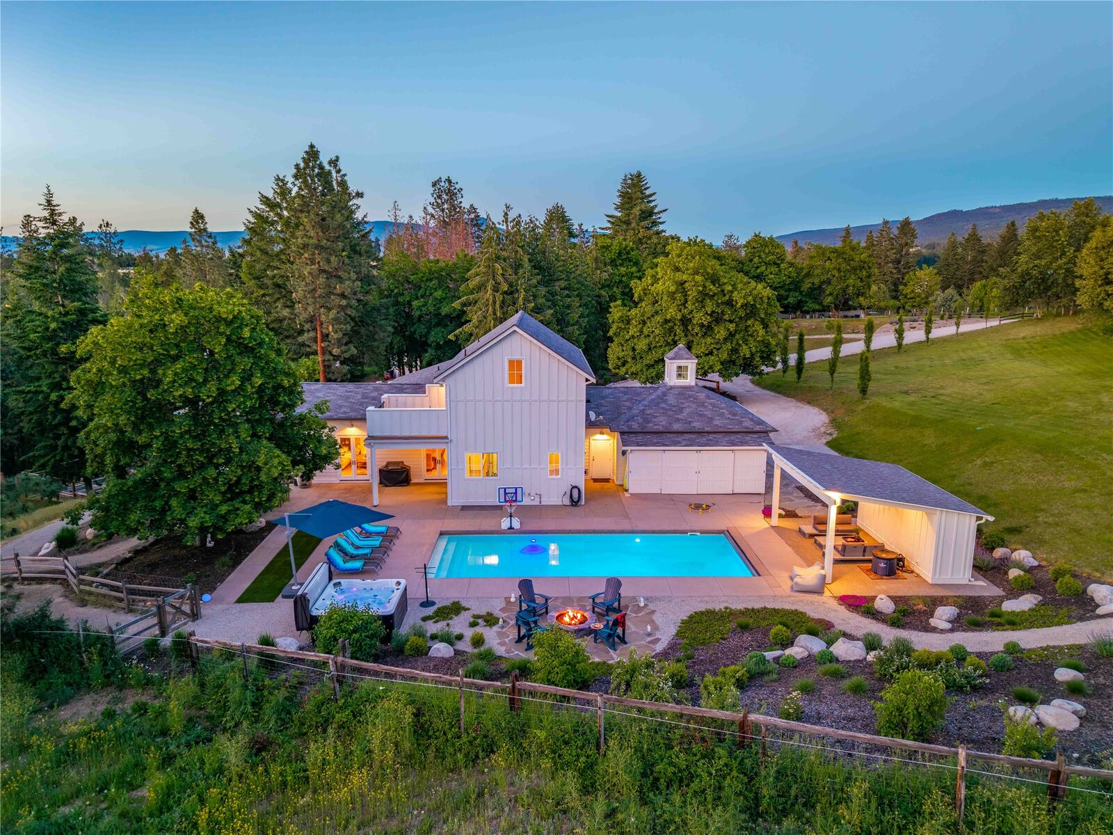 Property Photo:  2376 Saucier Road  BC V1W 4B8 