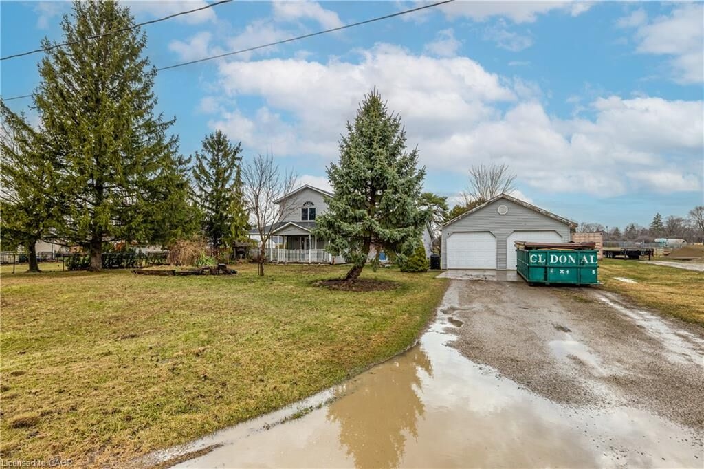 Property Photo: 527 Bond Street ON N0M 2S0