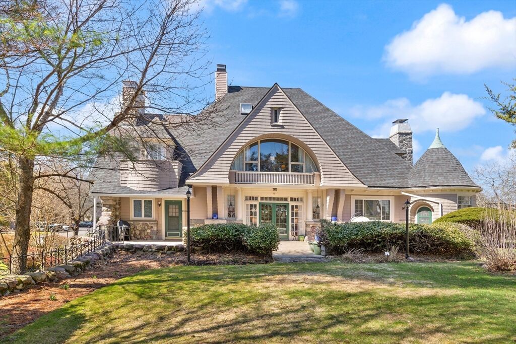 Property Photo:  12 Jasper Lane 12  MA 02368 