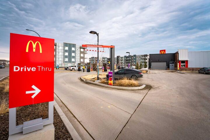 40 Carrington Plaza N 215 — photo 1
