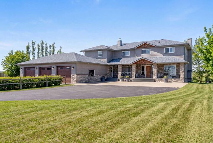 Property Photo: 291055 Township Road 290 AB T0M 0S0