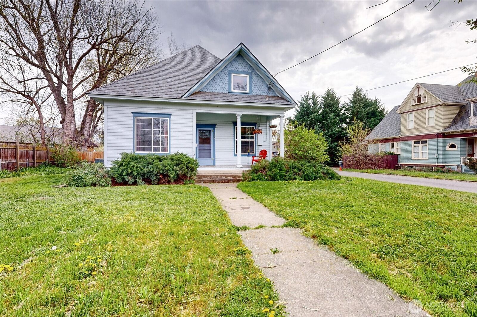 Property Photo:  115  Eagan Street  WA 99362 