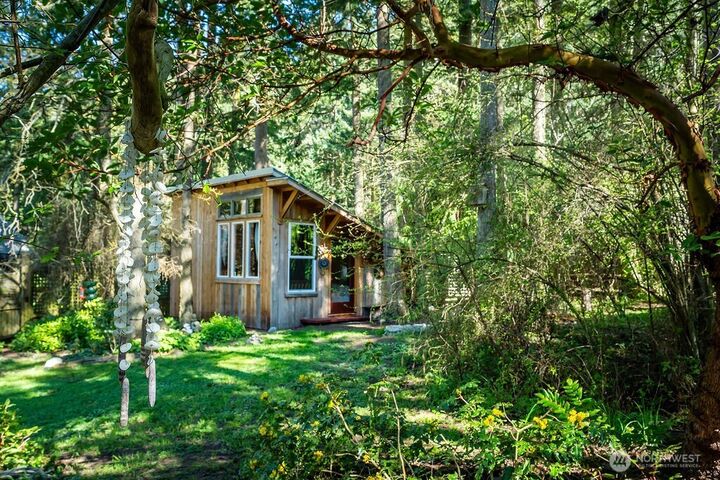 Property Photo:  4160  Mud Bay Road  WA 98261 