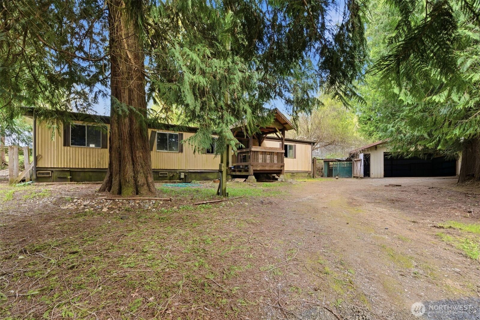 Property Photo:  180 E Hillcrest Drive  WA 98584 