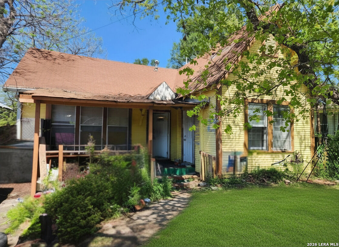 Property Photo: 513 Lamar St TX 78202