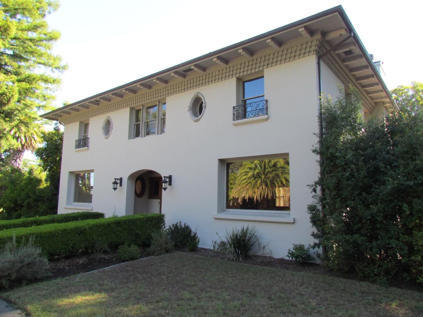 Property Photo:  2077 Forest View Avenue  CA 94010 