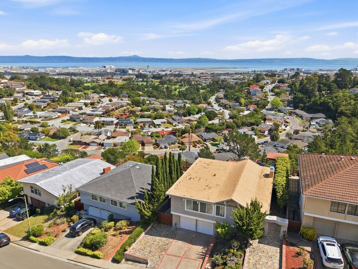 Property Photo:  973 Larkspur  CA 94030 