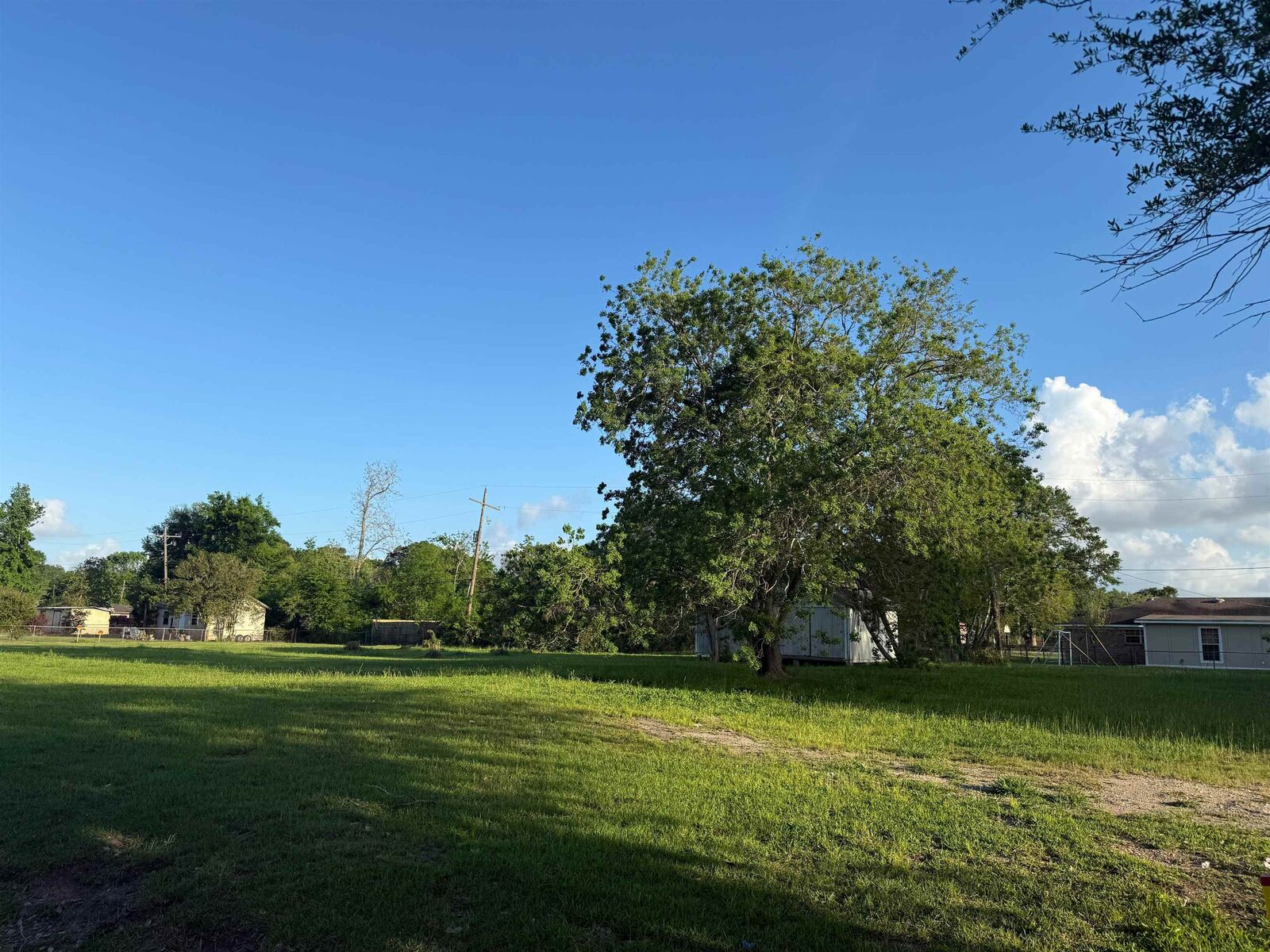 Property Photo: Tbd Gardner St TX 77707