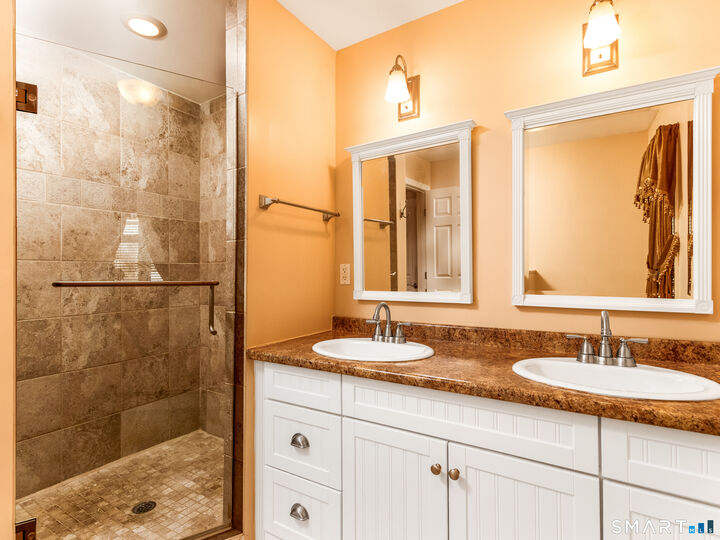 Property Photo:  30 Lucy Street  CT 06514 