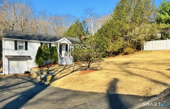 Property Photo:  118 Berkshire Drive  CT 06010 